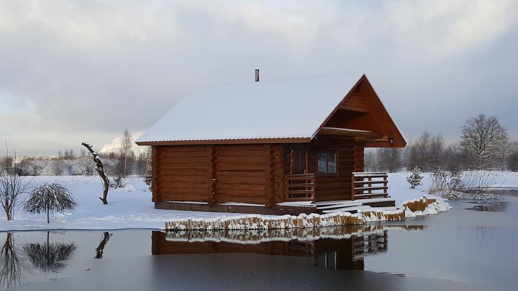 Lindiki Hotel Salaspils Exterior photo